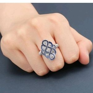 Women’s Elegant Beautiful Silver Rhinestone Decor Ring, Size 9